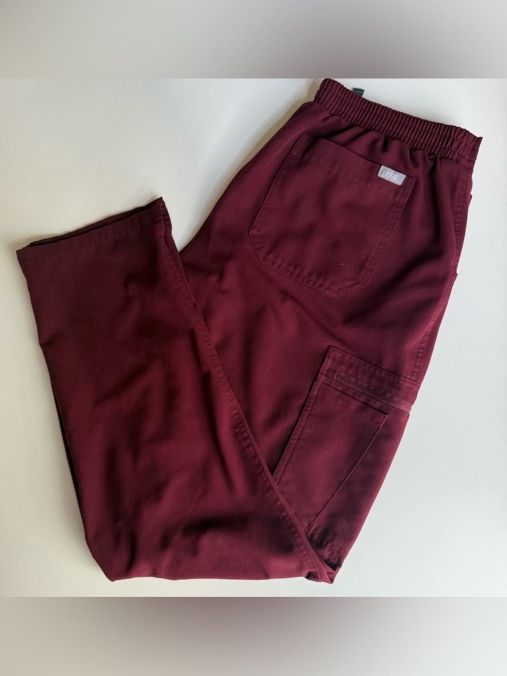 Figs Pants Women’s Burgundy Size M Technical collection